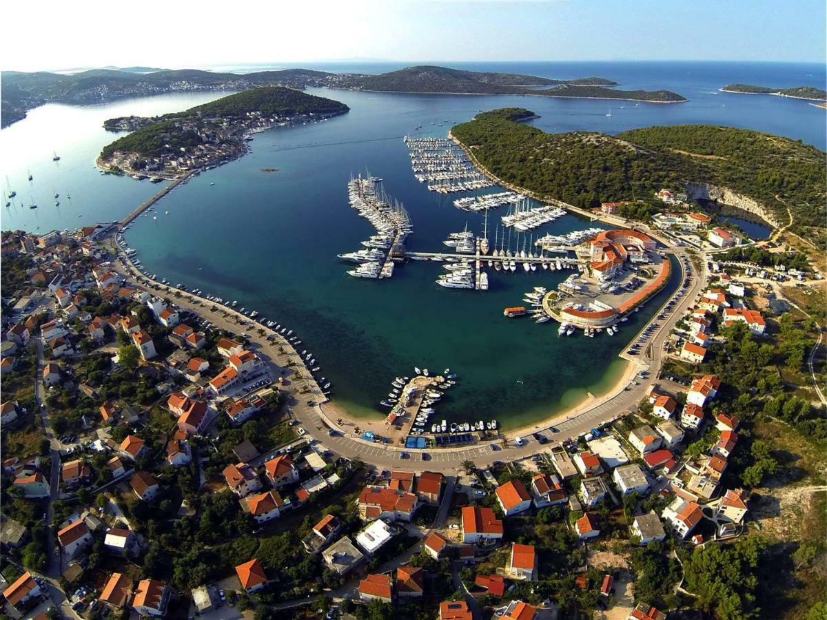 Apartments Kolak Rogoznica  Eksteriør billede